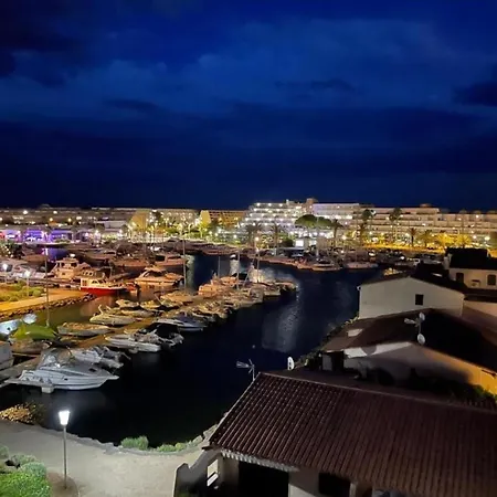 Cap D'agde Dans Le Village Naturiste Agde